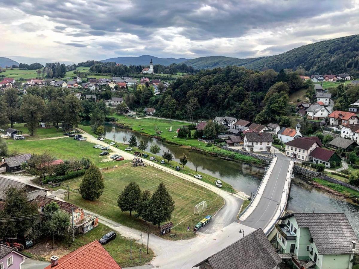 Gostisce Koren Zuzemberk Buitenkant foto